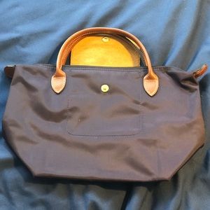 Longchamp * LIKE NEW * small bag